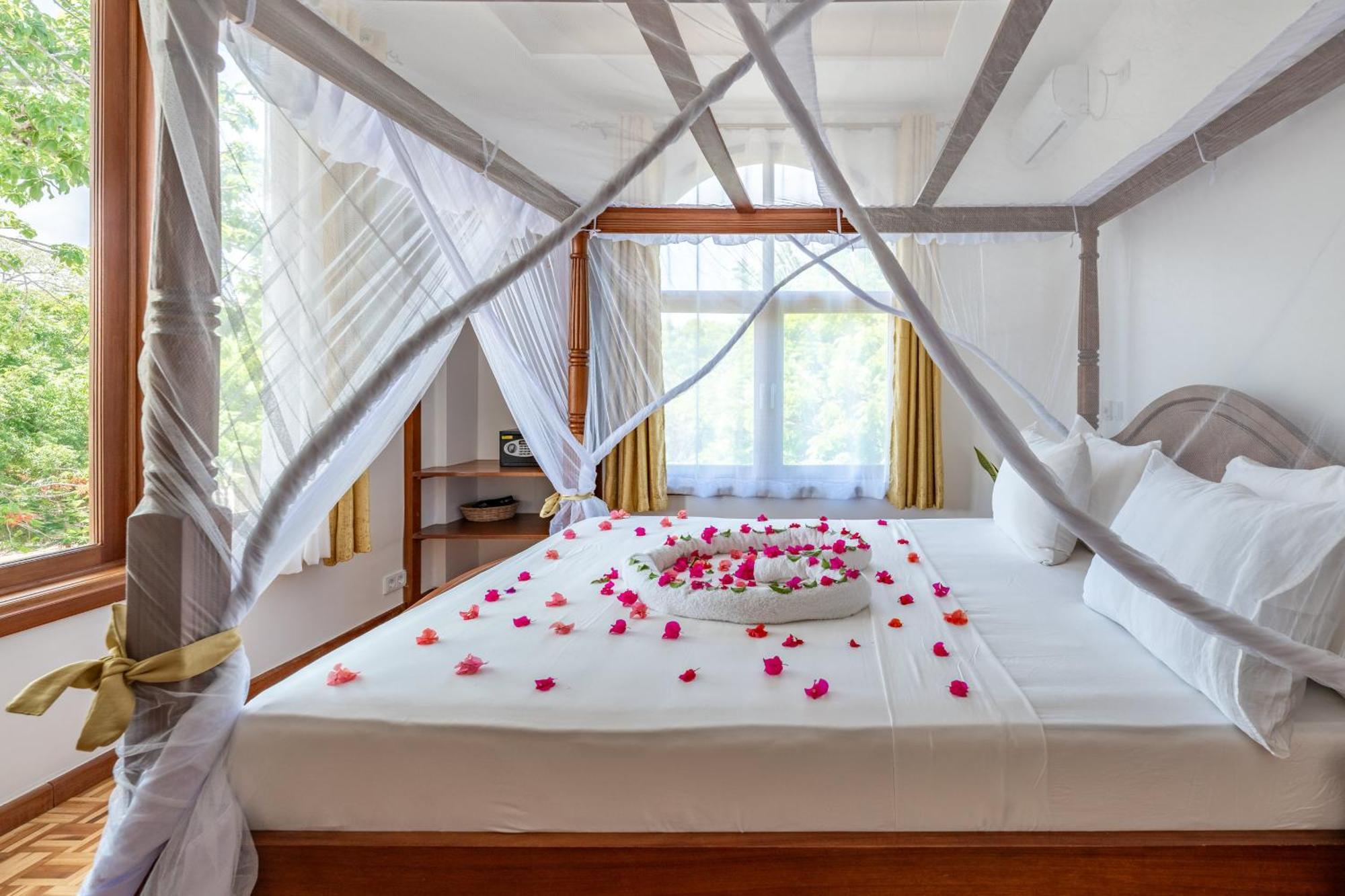 Villa Branca Diani Boutique Luxury & Personalized Service Diani Beach Extérieur photo